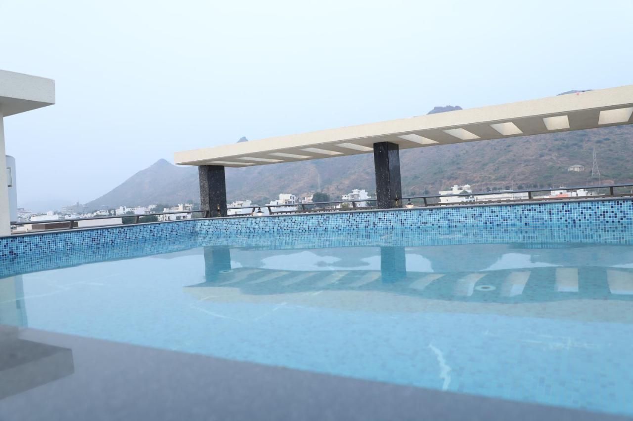 Clover Inn Udaipur Esterno foto