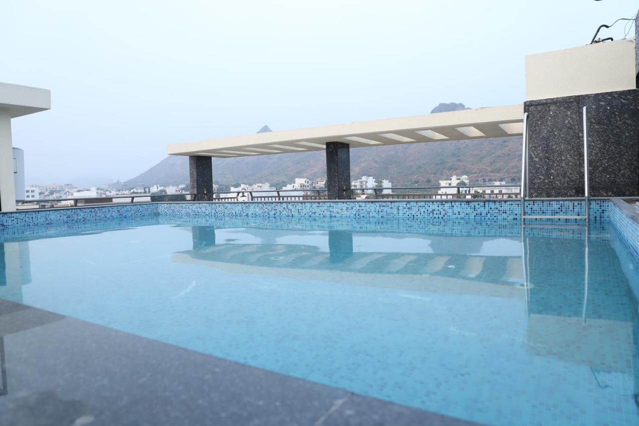Clover Inn Udaipur Esterno foto